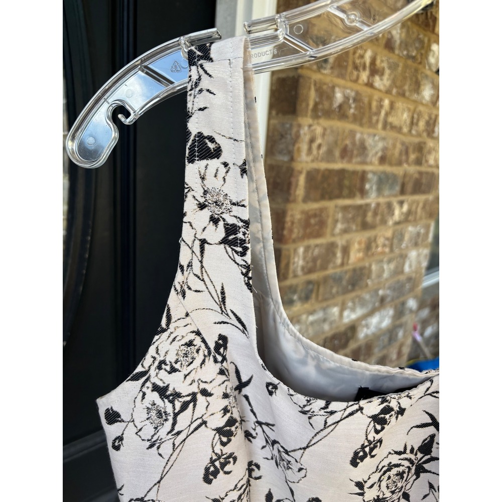 Donna Karan New York Floral Metallic Jacquard Ruched Sheath Dress Cream Black 6 - Picture 7 of 9